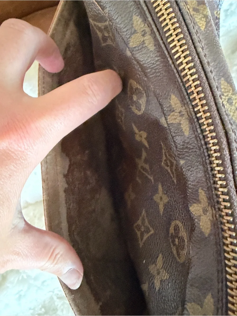 Louis Vuitton Monogram Jeune Fille GM crossbody